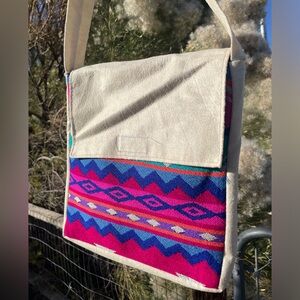 Colorful Geometric Pattern Crossbody Bag